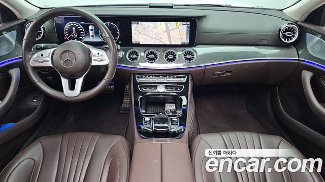 Mercedes-Benz CLS-Class CLS300d AMG Line