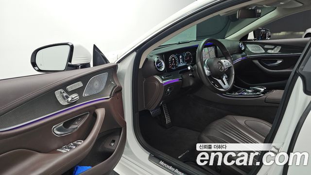 Mercedes-Benz CLS-Class CLS300d AMG Line
