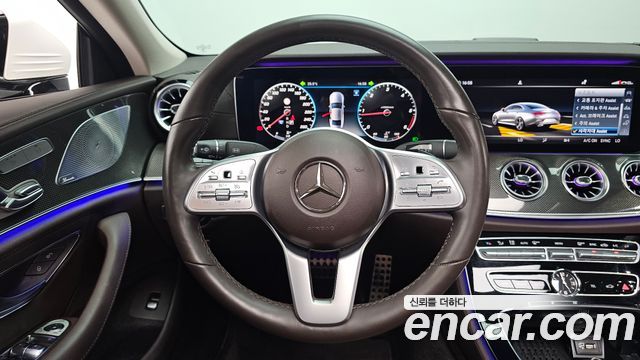 Mercedes-Benz CLS-Class CLS300d AMG Line