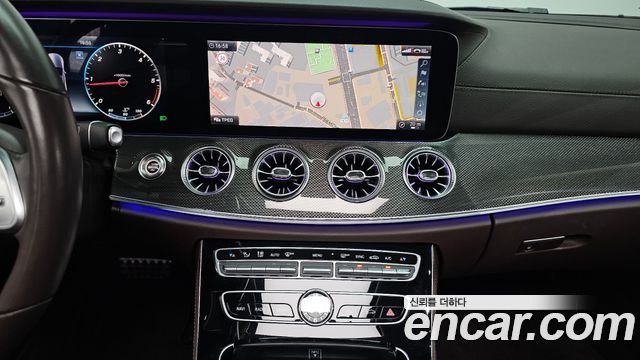 Mercedes-Benz CLS-Class CLS300d AMG Line