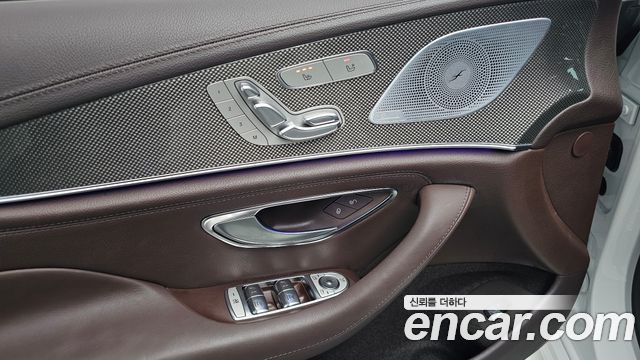 Mercedes-Benz CLS-Class CLS300d AMG Line