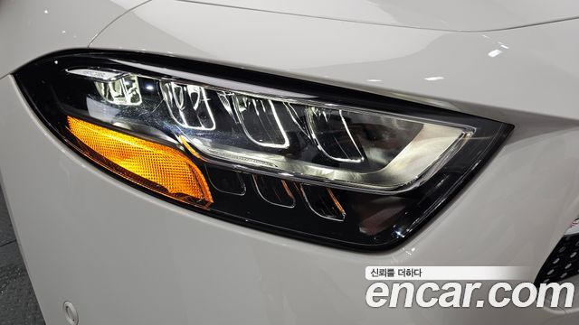 Mercedes-Benz CLS-Class CLS300d AMG Line