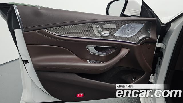 Mercedes-Benz CLS-Class CLS300d AMG Line