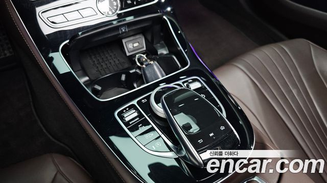 Mercedes-Benz CLS-Class CLS300d AMG Line