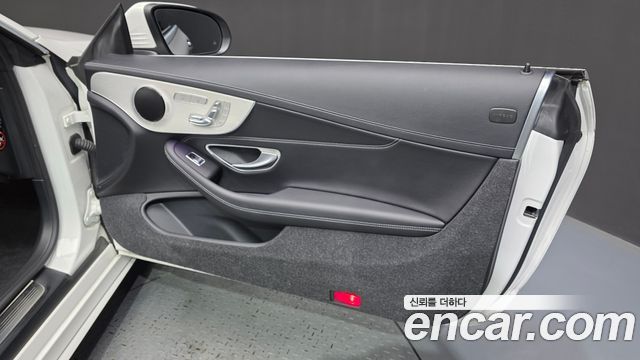 Mercedes-Benz C-Class C200 Cabriolet