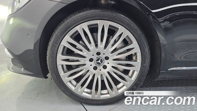 Mercedes-Benz S-Class S560L 4MATIC