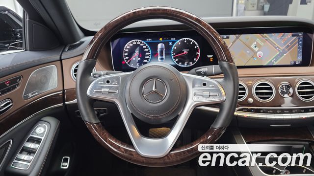 Mercedes-Benz S-Class S560L 4MATIC