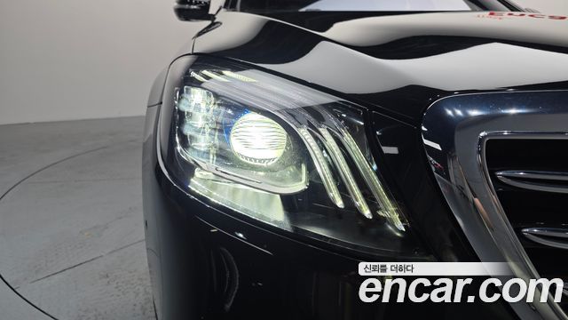 Mercedes-Benz S-Class S560L 4MATIC