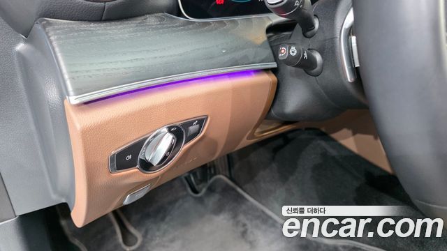Mercedes-Benz E-Class E250 AMG Line