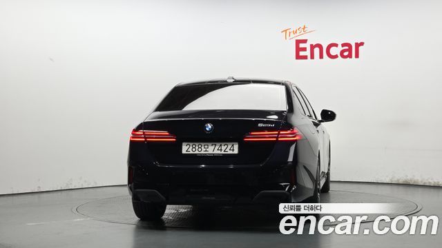 BMW 5-Series 523d