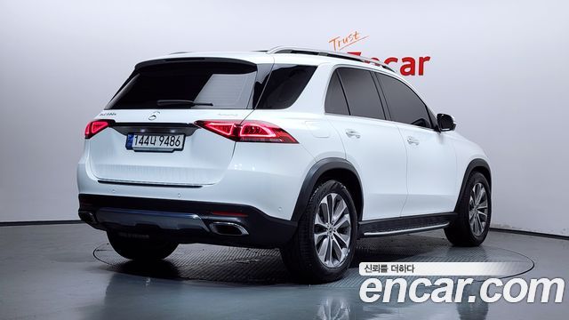 Mercedes-Benz GLE-Class GLE300d 4MATIC
