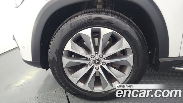 Mercedes-Benz GLE-Class GLE300d 4MATIC