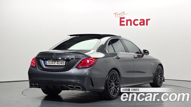 Mercedes-Benz C-Class C63 AMG