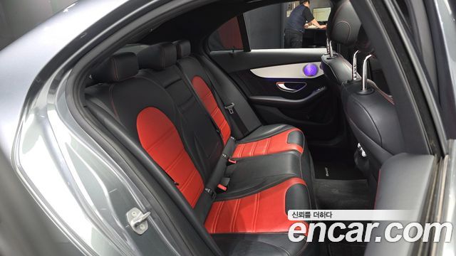Mercedes-Benz C-Class C63 AMG