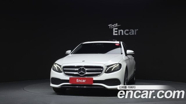 Mercedes-Benz E-Class E300 Avantgarde