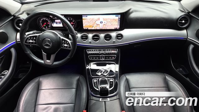 Mercedes-Benz E-Class E300 Avantgarde