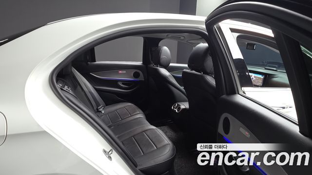 Mercedes-Benz E-Class E300 Avantgarde