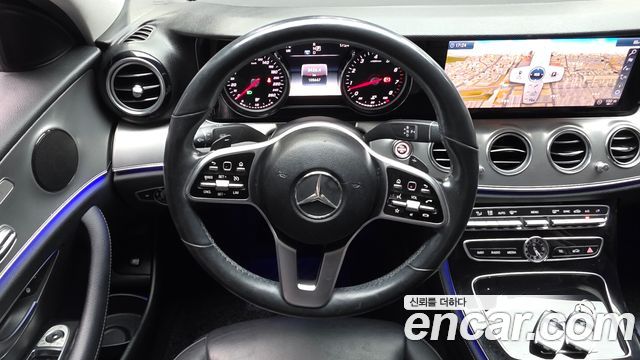 Mercedes-Benz E-Class E300 Avantgarde