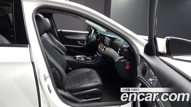 Mercedes-Benz E-Class E300 Avantgarde