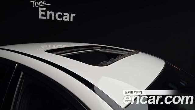 Mercedes-Benz E-Class E300 Avantgarde