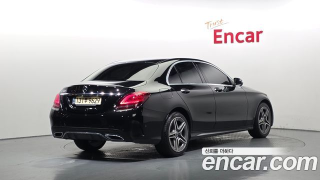 Mercedes-Benz C-Class C200 AMG Line