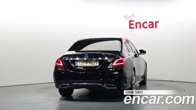 Mercedes-Benz C-Class C200 AMG Line