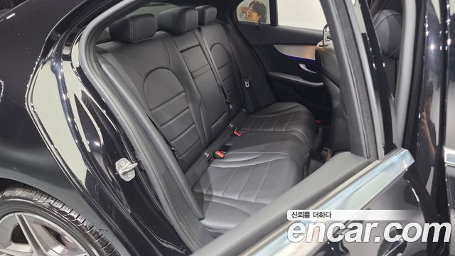 Mercedes-Benz C-Class C200 AMG Line