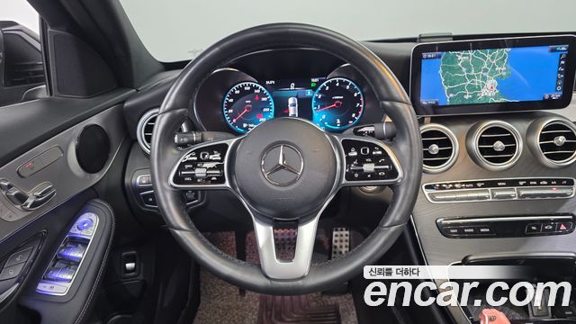 Mercedes-Benz C-Class C200 AMG Line