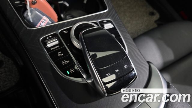 Mercedes-Benz C-Class C200 AMG Line