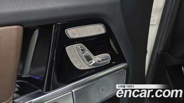 Mercedes-Benz G-Class AMG G63