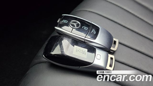 Mercedes-Benz CLS-Class CLS300d AMG Line