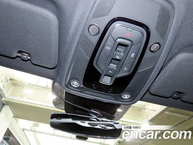 Audi Q8 55 TFSI Quattro Premium