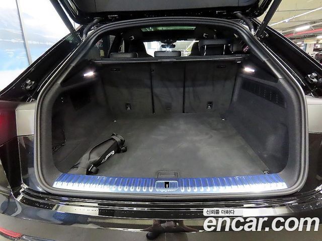 Audi Q8 55 TFSI Quattro Premium