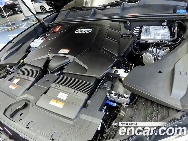 Audi Q8 55 TFSI Quattro Premium
