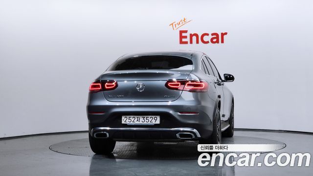 Mercedes-Benz GLC-Class GCL300 4MATIC Coupe