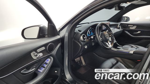 Mercedes-Benz GLC-Class GCL300 4MATIC Coupe