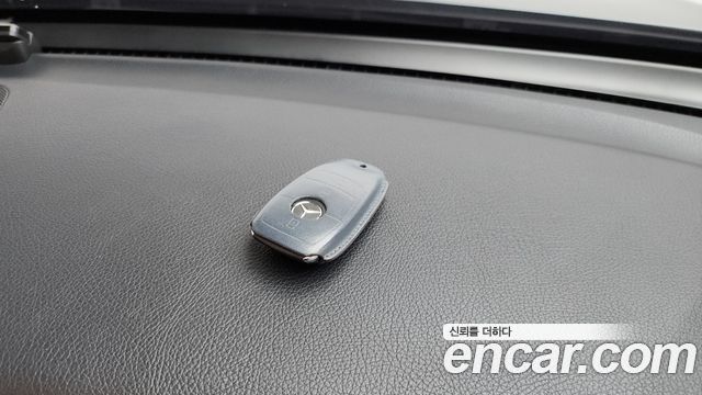 Mercedes-Benz GLC-Class GCL300 4MATIC Coupe