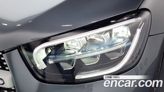 Mercedes-Benz GLC-Class GCL300 4MATIC Coupe