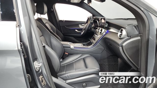 Mercedes-Benz GLC-Class GCL300 4MATIC Coupe