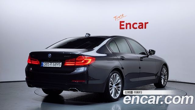 BMW 5-Series 540i xDrive Luxury Plus