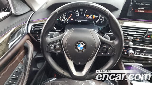 BMW 5-Series 540i xDrive Luxury Plus