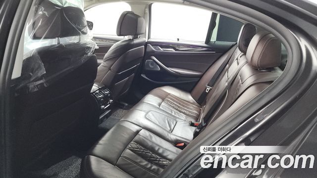 BMW 5-Series 540i xDrive Luxury Plus