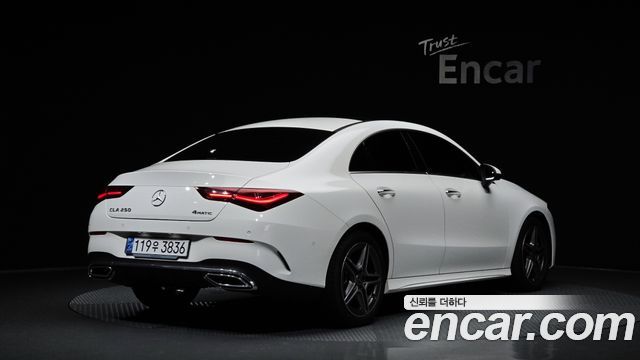 Mercedes-Benz CLA-Class CLA250 4MATIC