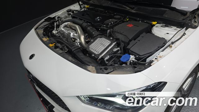 Mercedes-Benz CLA-Class CLA250 4MATIC