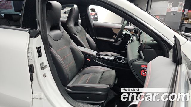 Mercedes-Benz CLA-Class CLA250 4MATIC