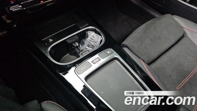 Mercedes-Benz CLA-Class CLA250 4MATIC