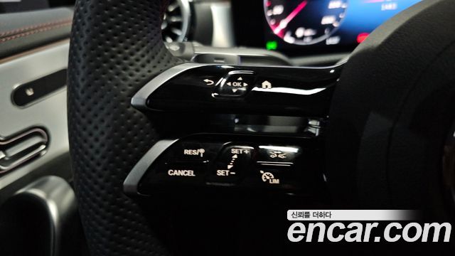 Mercedes-Benz CLA-Class CLA250 4MATIC