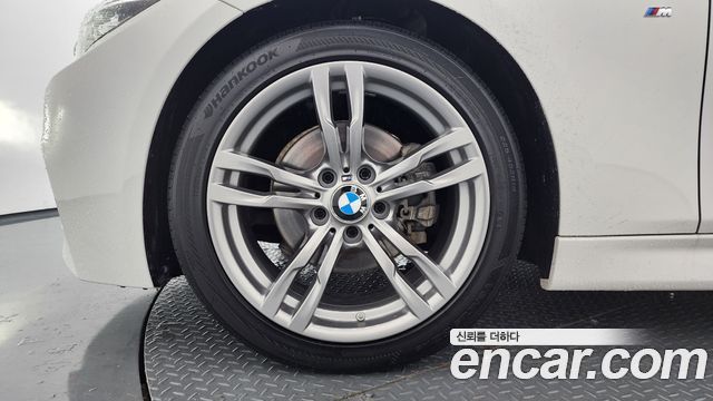 BMW 3-Series 320i M Sport