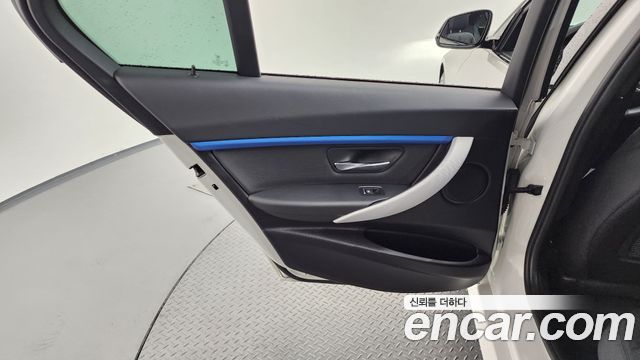 BMW 3-Series 320i M Sport