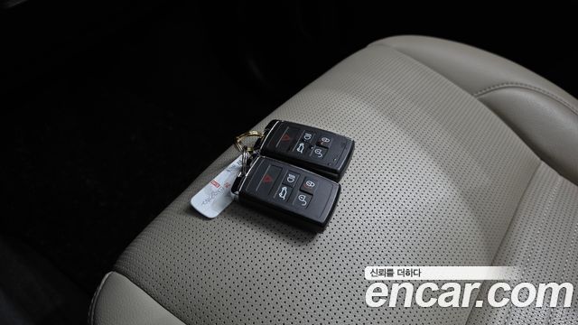 Land Rover Discovery Sport P250 SE